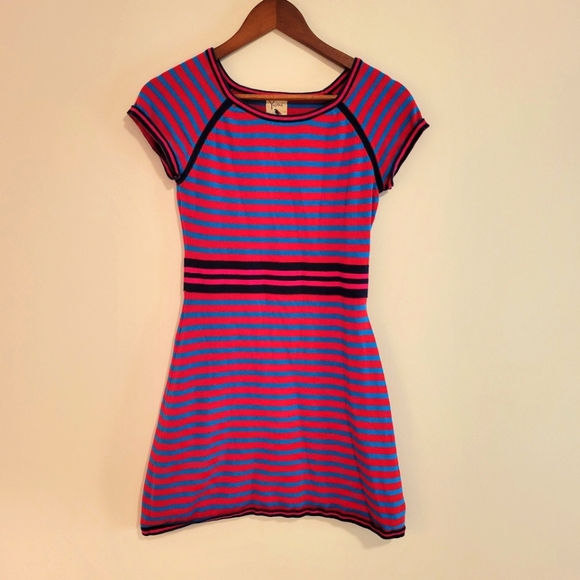 Knit A-line above the knee dress - Picture 1 of 4